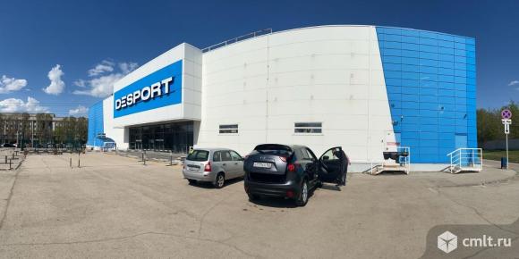 Торговое помещение на первой линии Московского шоссе (Диспорт). Фото 1.