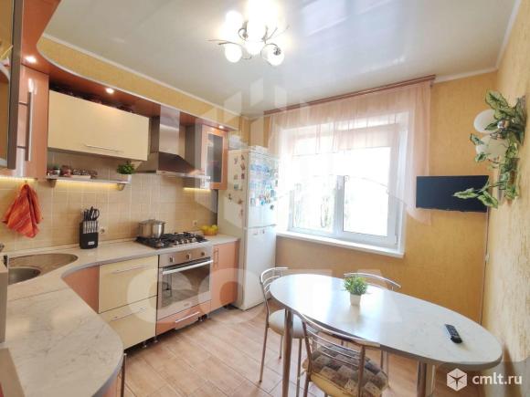 3-комнатная квартира 67 кв.м. Фото 1.
