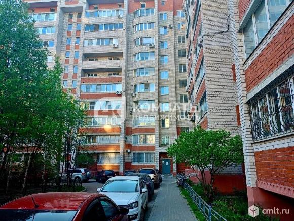 2-комнатная квартира 70,5 кв.м. Фото 1.