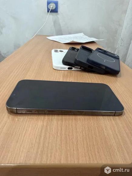 Смартфон Apple iPhone 13 Pro Max. Фото 1.