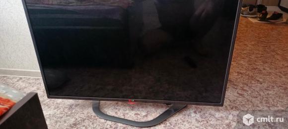 Телевизор ж/к LG 39LA620f. Фото 1.