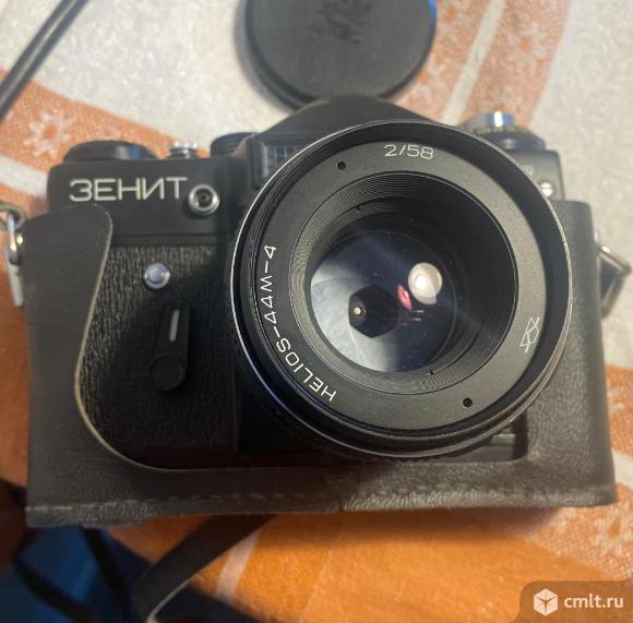 Фотоаппарат пленочный Зенит ЕТ. Фото 1.