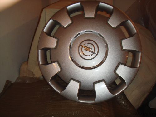 Продам фирменный колпак опель на диск 15 дюймов. Фото 1.