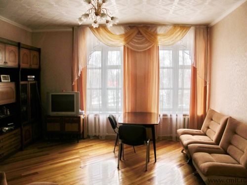 4-комнатная квартира 106 кв.м. Фото 1.