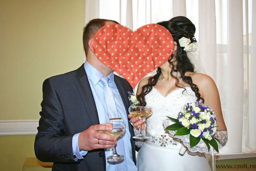 Кружевное свадебное платье со шлейфом (Италия). Фото 2.