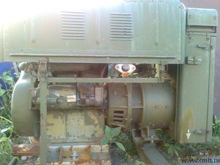 Генератор ГАБ 4-П-115 с двигателем  УД-2 М-1. Фото 4.