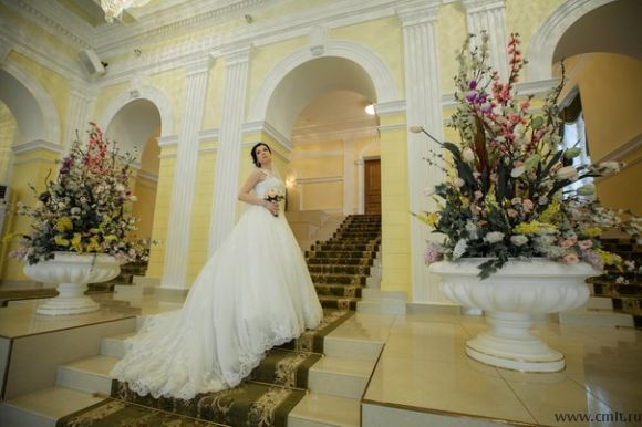 Шикарное свадебное платье Love Bridal б/у. Фото 1.