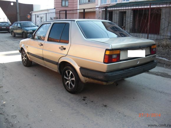 Volkswagen-Jetta 1988 г. в., седан, двигатель 1.6, бензин. Фото 1.