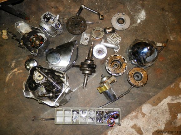 Запчасти для Регал Раптор. Фото 1.