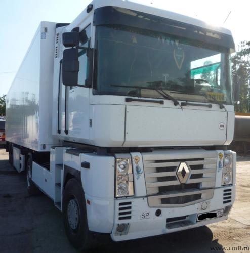 Тягач Рено + полуприцеп-рефрижератор