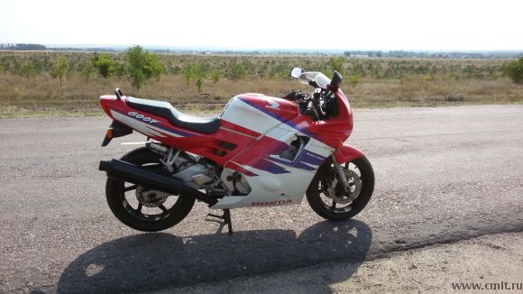 Хонда свр 600. Фото 1.