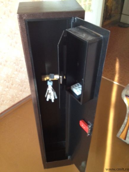 Оружейный сейф б/у 135см. Фото 2.