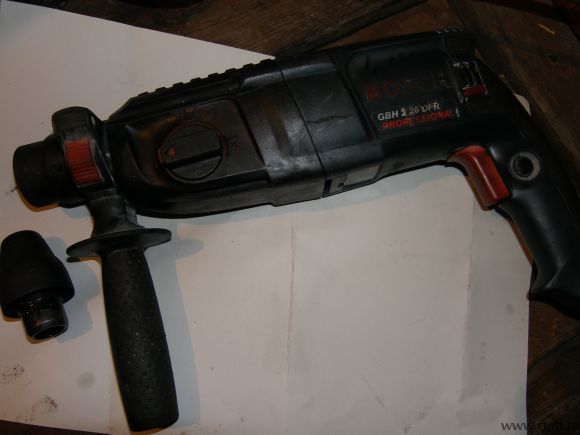 Электроинструмент бу. Фото 1.