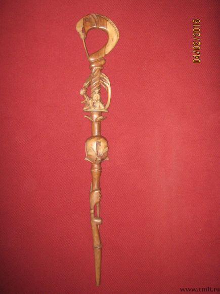 Африканский жезл из дерева. Фото 1.