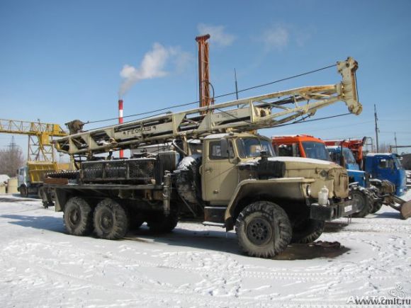 Буровая установка УБВ-224. На базе УРАЛ.