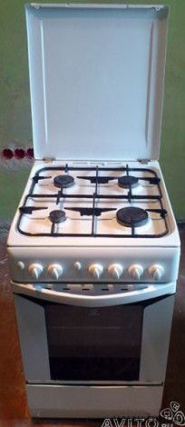 Газовая плита Indesit-K3G21(W) белая четырехконфорочная. Фото 1.