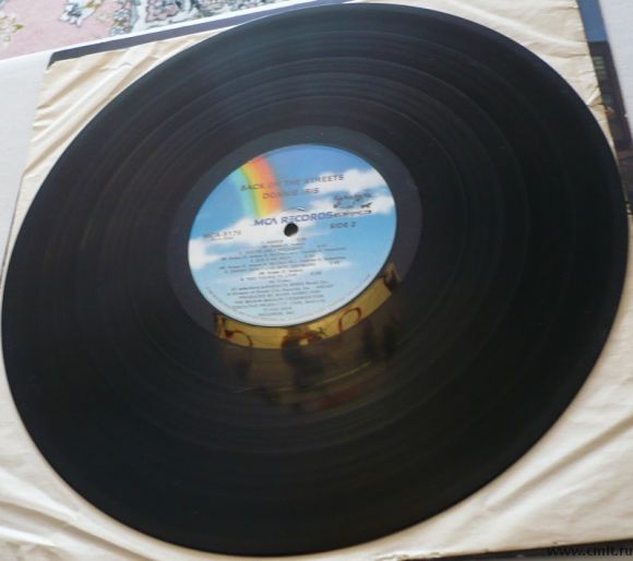 Грампластинка (винил). Donnie Iris. Back On The Streets. (c)(p) 1980 MCA Records, Inc. MCA-5179. США. Фото 8.