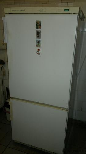Холодильник Snaige-117-3. Фото 2.