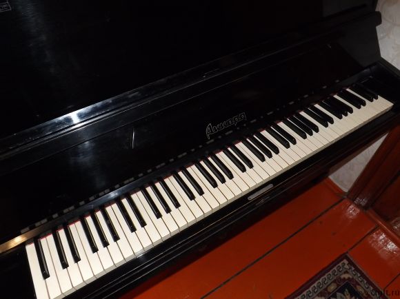 Продам пианино Аккорд, годы выпуска 1950-е. Фото 2.