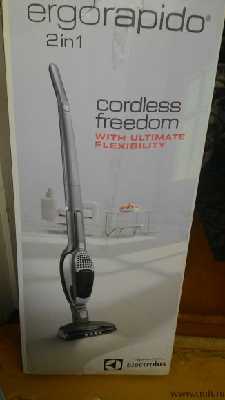 Пылесос Electrolux ergorapido 2 in 1. Фото 5.