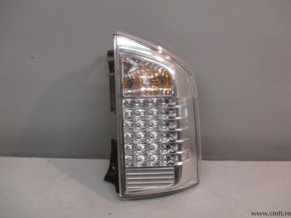 Фонарь задний правый INFINITI QX56 04-10 б/у 26550ZQ50A 3*. Фото 1.