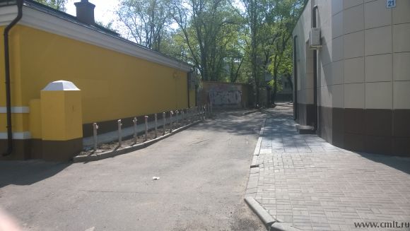Гараж в центре. Фото 1.