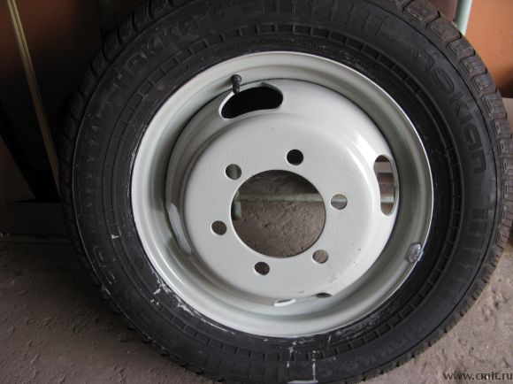 Колёса на автомобиль ГАЗель: новые шины Nokian hakka C cargo, новые диски, балансировка. Фото 1.