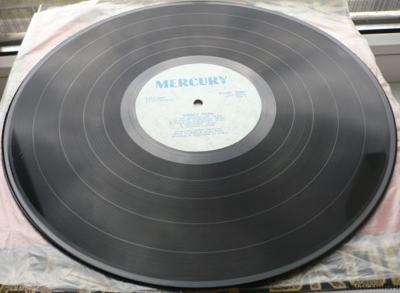 Грампластинка (винил). Гигант [12" LP]. Парк Горького. Gorky Park. Зимбабве, Африка.. Фото 8.