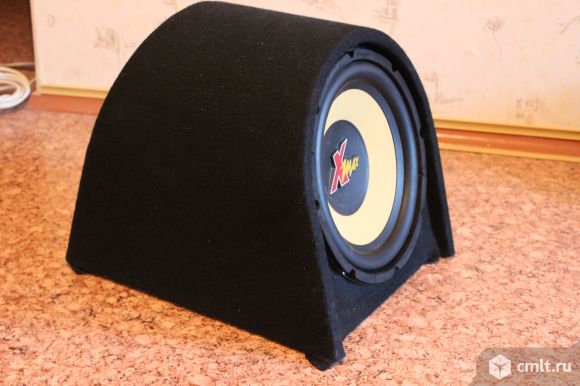 Сабвуфер Helix X-MAX 12 Active. Фото 1.