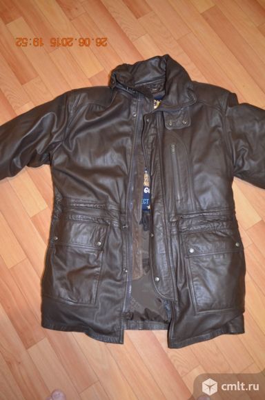 Продаю кожаный пуховик (фирмы All American)