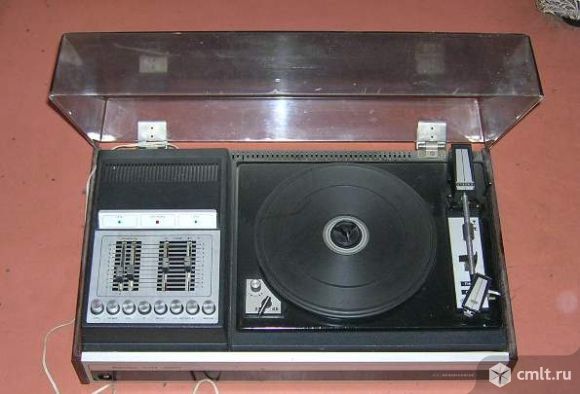 Проигрыватель Радиотехника мелодия 103 стерео. Фото 1.